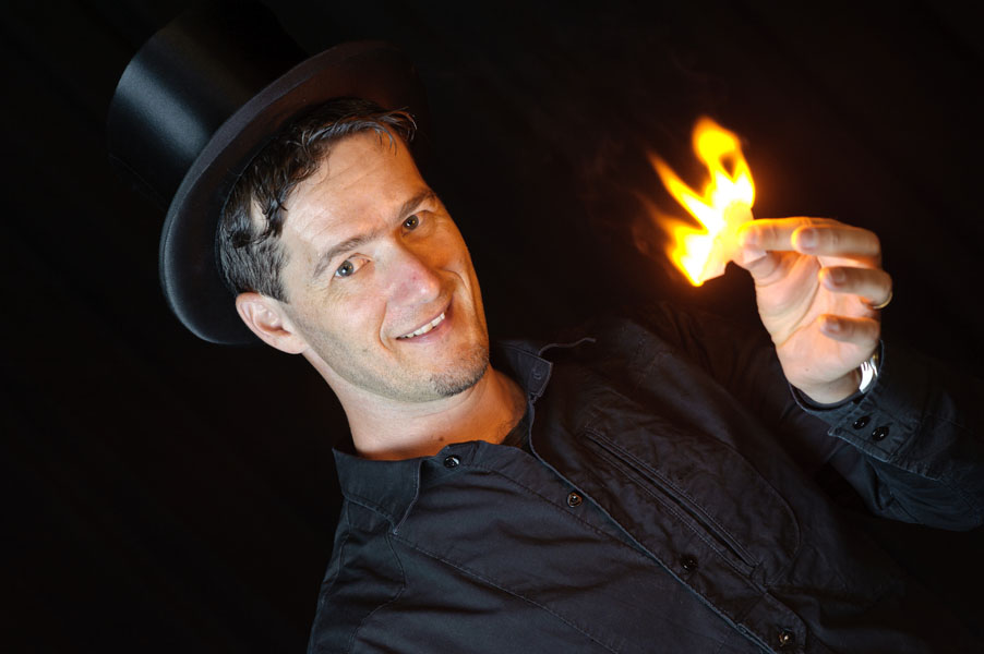 Zauberer Magic Dean - der Ostschweizer Zauberkünstler
